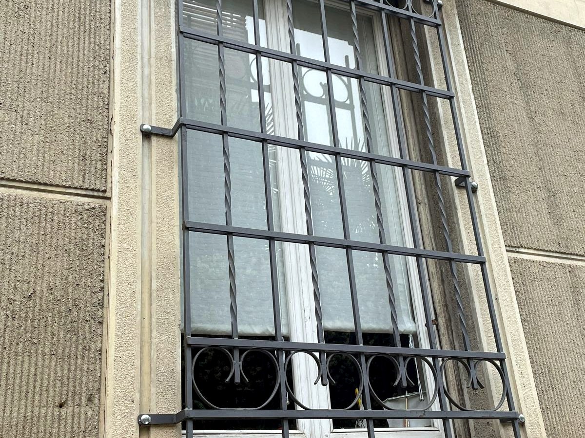 Grata lavorata per finestra